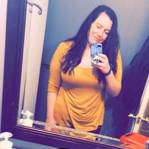 Meet your Posher, Catie